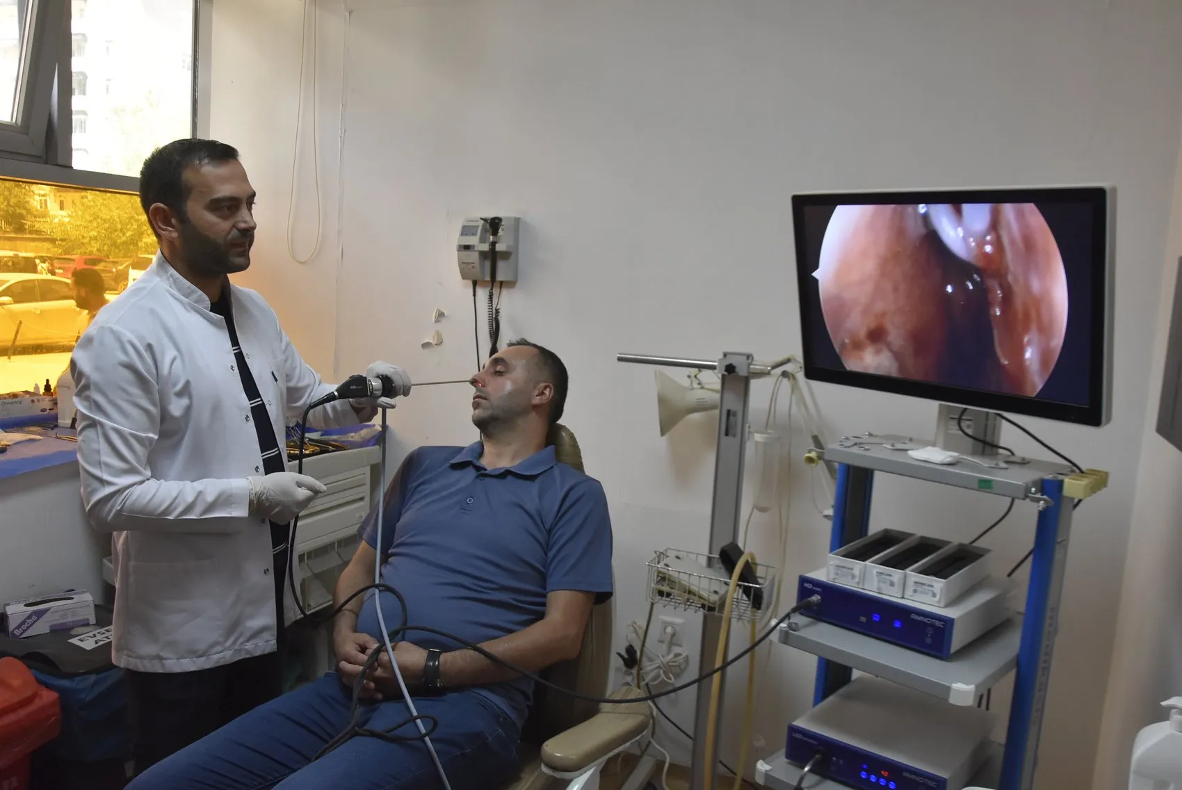 Bitlis’te gözyaşı tıkanıklığına izsiz cerrahi müdahale dönemi başladı