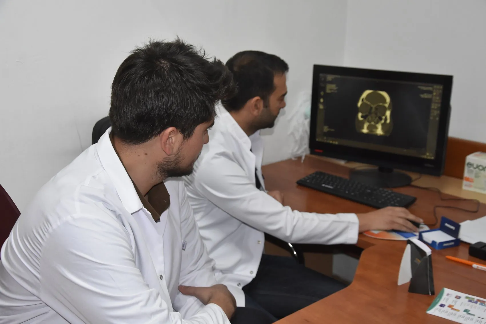 Bitlis’te gözyaşı tıkanıklığına izsiz cerrahi müdahale dönemi başladı
