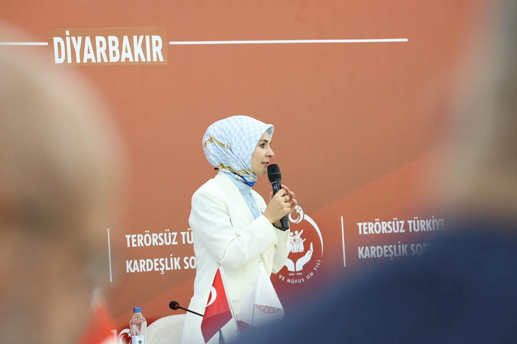 Bakan Göktaş şehit yakınlarına seslendi Terörsüz Türkiye kararlılığı tam