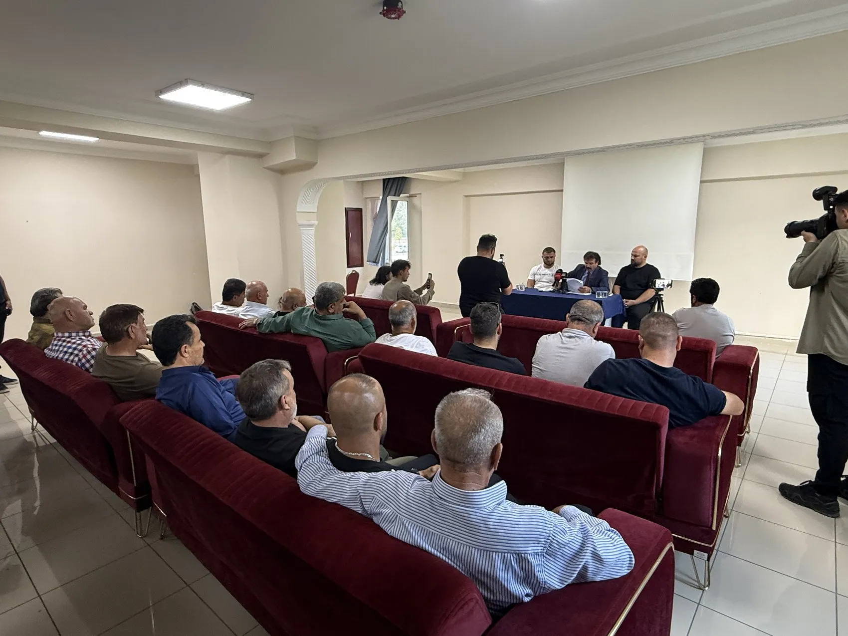 Başpehlivan Serhat Elvan yeni yuvası Tokat ile anlaştı