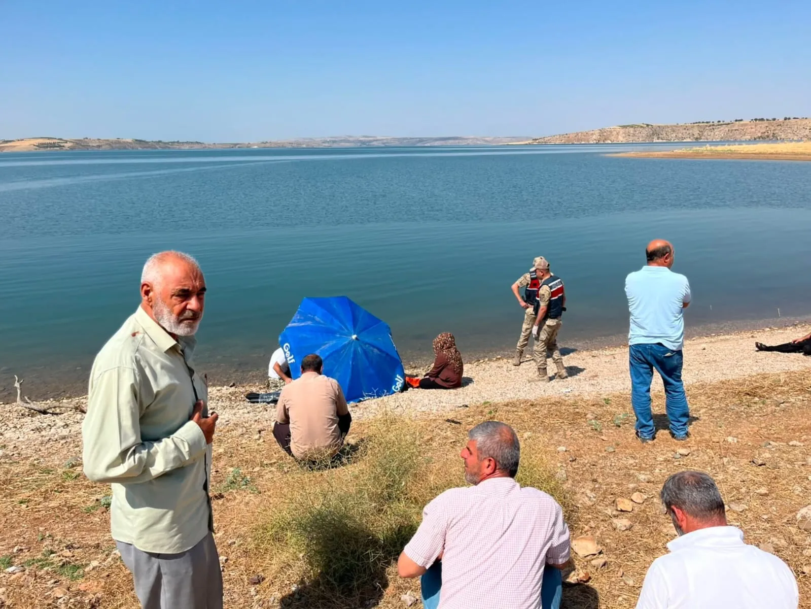 Fırat Nehri serinlemek isteyen iki kişiye mezar oldu