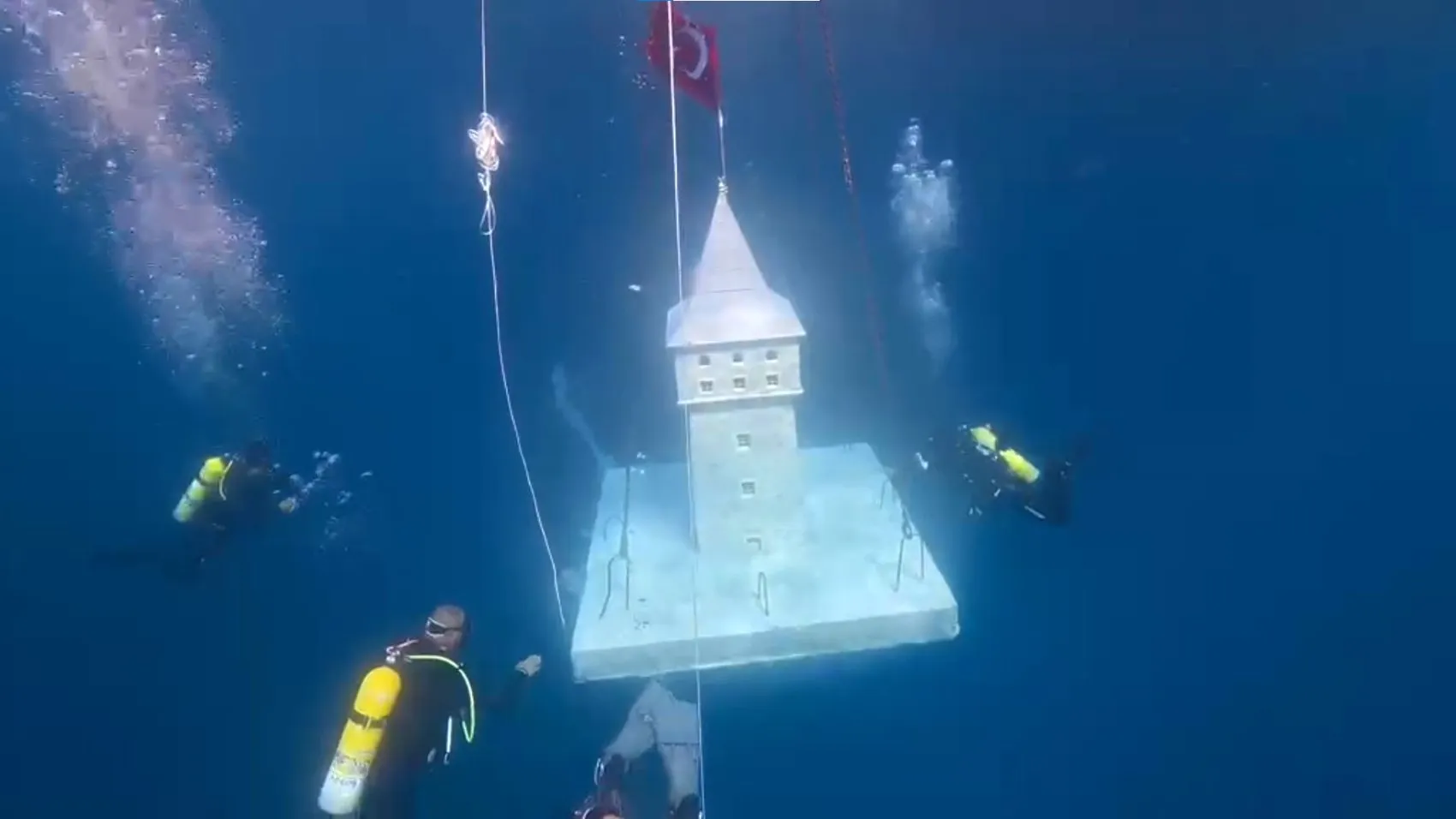 Saros Körfezi'nin derinliklerinde tarih ve doğa buluştu: 20 bin dalış tutkunu akın etti