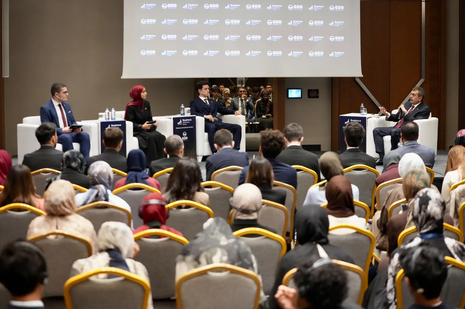 Sınav sisteminde değişiklik var mı? Bakan Tekin son noktayı koydu?