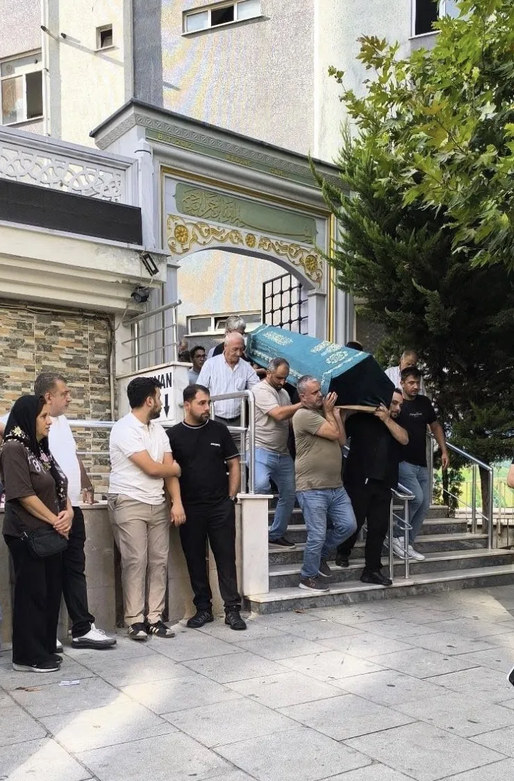 Sahil yolunda gece yarısı dehşeti: 20 yaşındaki gençten acı haber