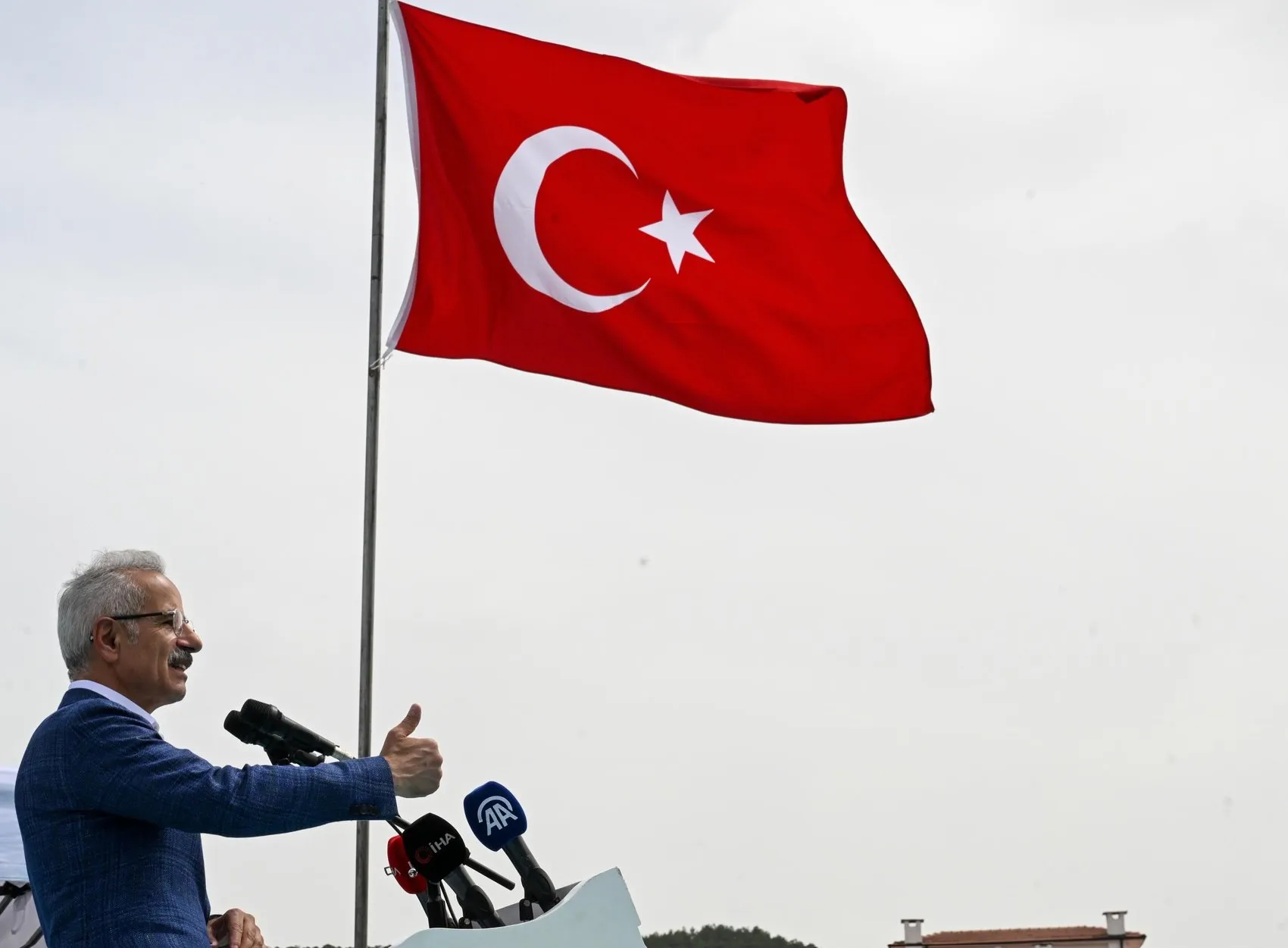 Köprü 10 yaşında Trafiği rahatlattı, 138 milyar lira cebimizde kaldı