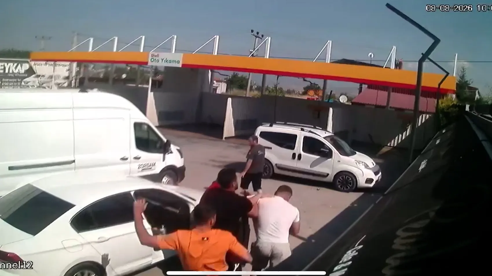 Başpehlivan Serhat Elvan mola yerinde saldırıya uğradı