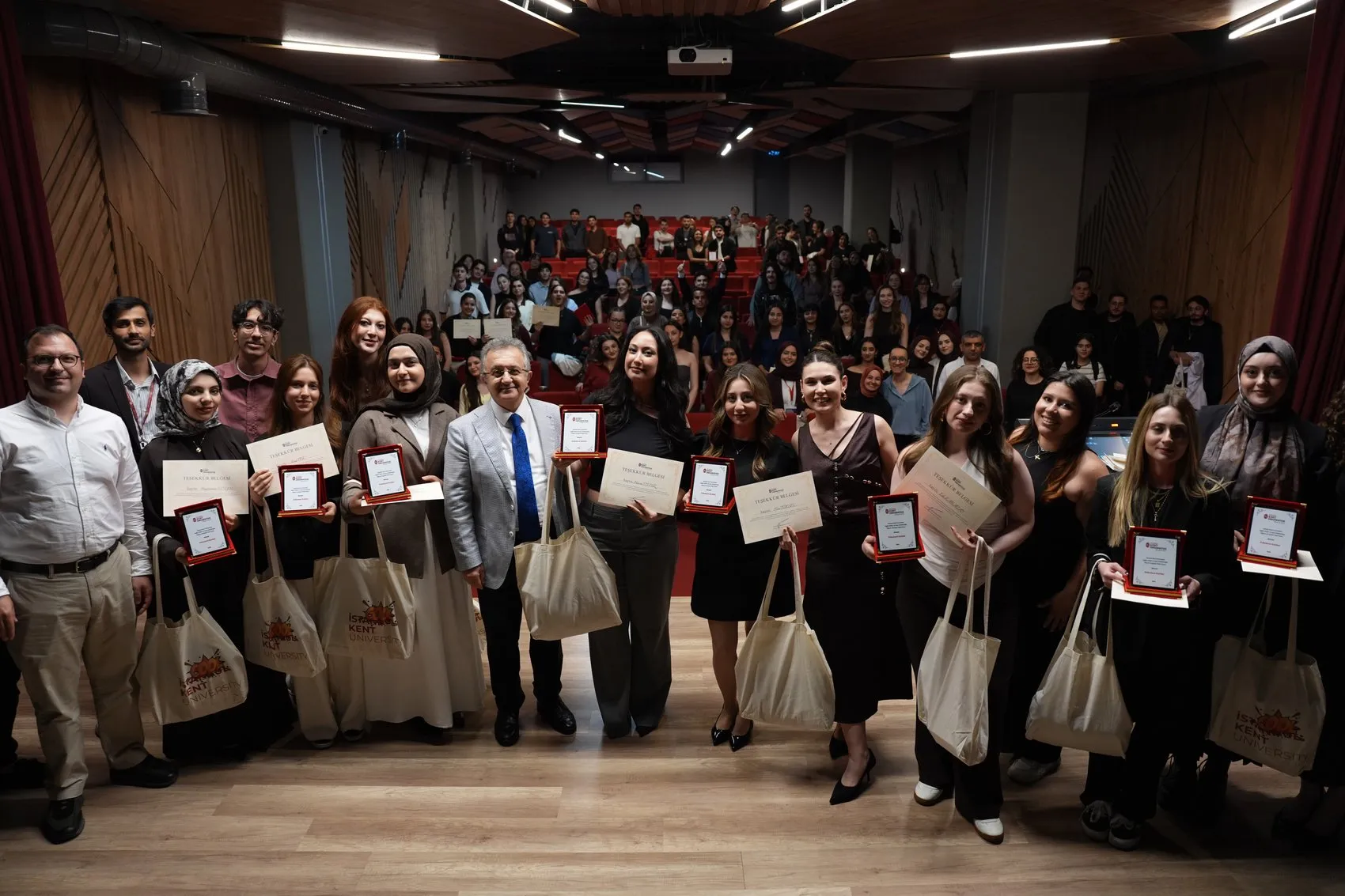 Üniversite adaylarına çağrı Sadece puana değil, potansiyelinize odaklanın