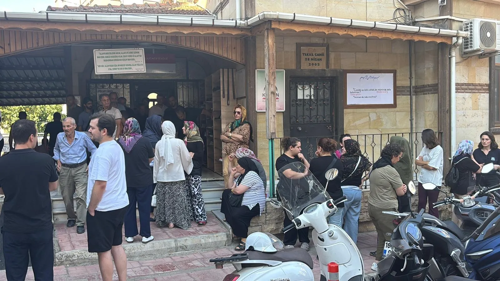 İznik Gölü kıyısındaki trajik kaza sonrası Emre Çapkın defnedildi