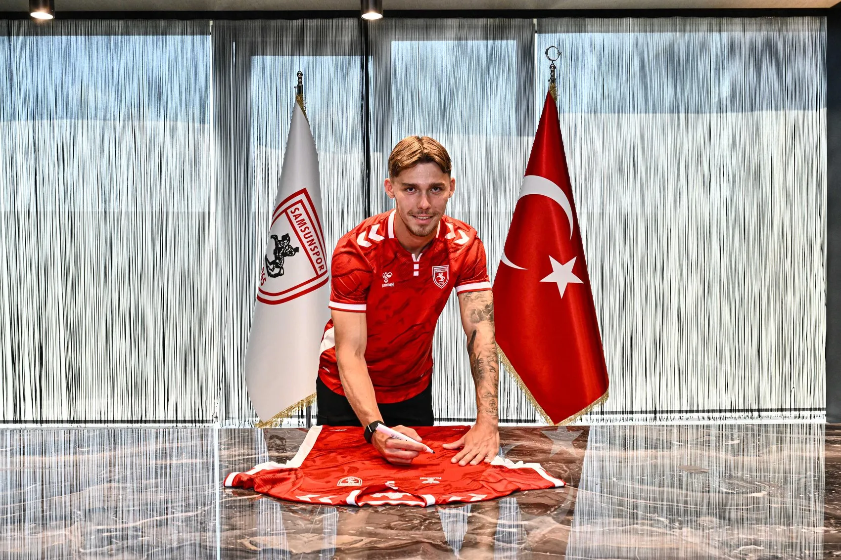 Samsunspor savunmayı Polonyalı genç stopere emanet etti