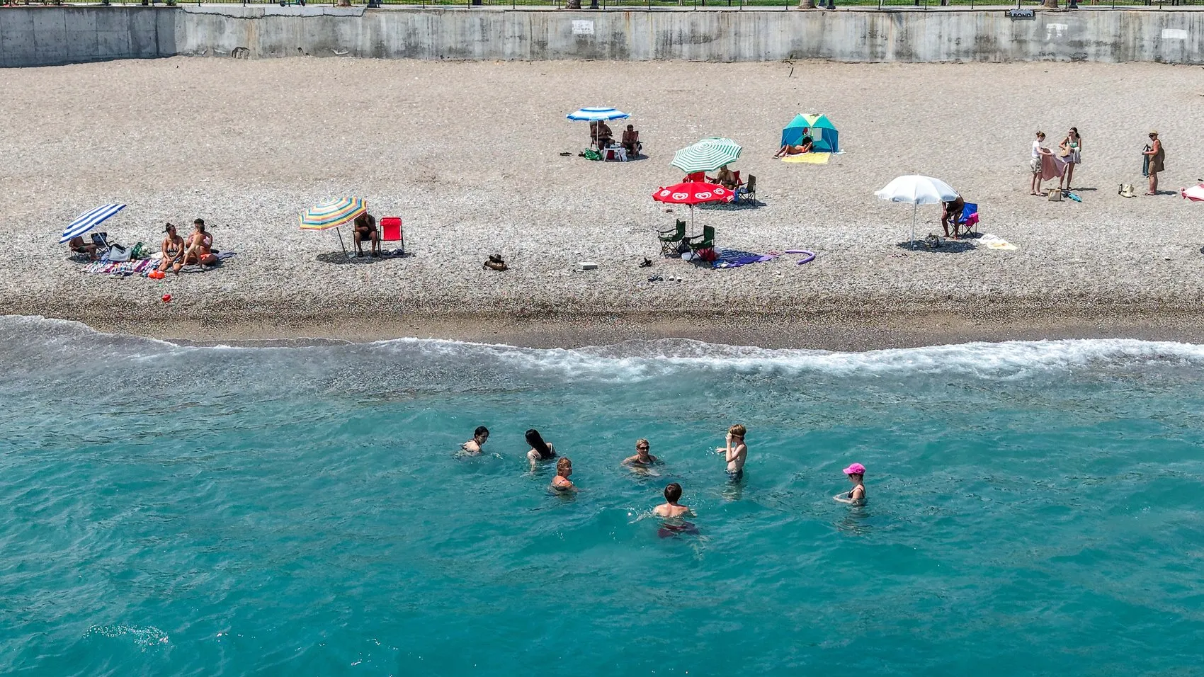 Antalya nemle kavruluyor