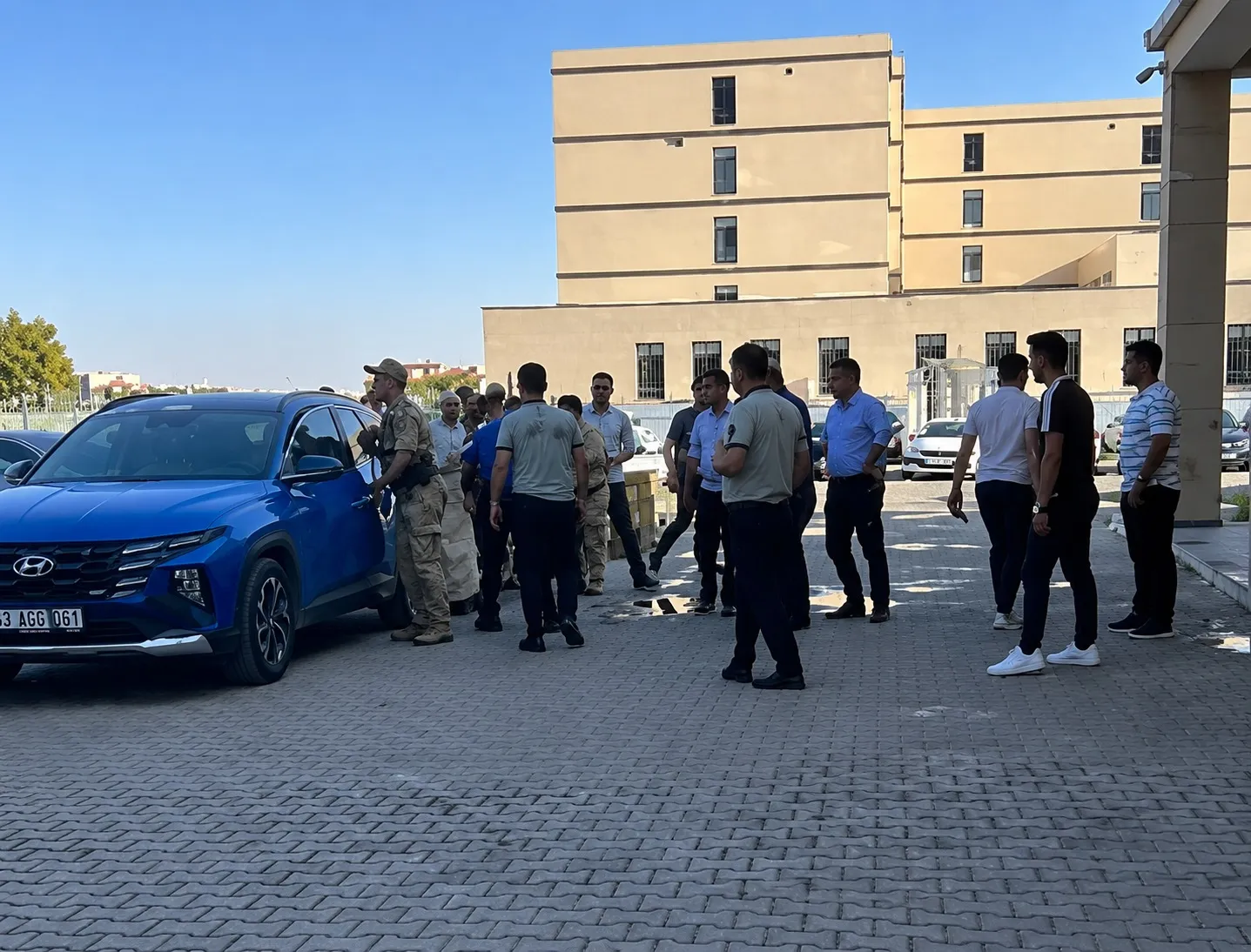Şanlıurfa’da hastane önünde infaz gibi saldırı