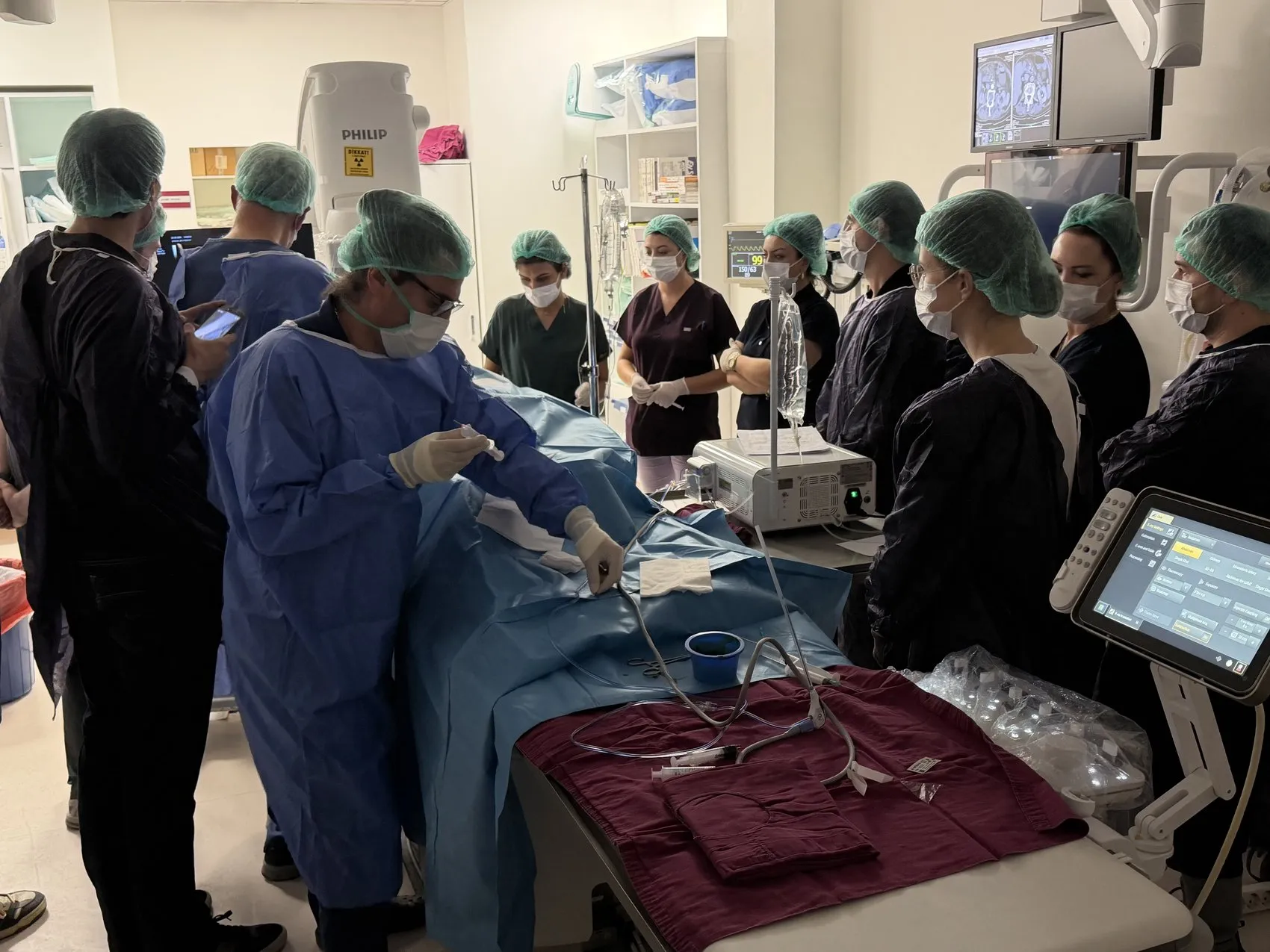 Eskişehir'de sağlıkta dünya markası Romanyalı doktorlar ablasyonu Türk hekimlerden öğrendi