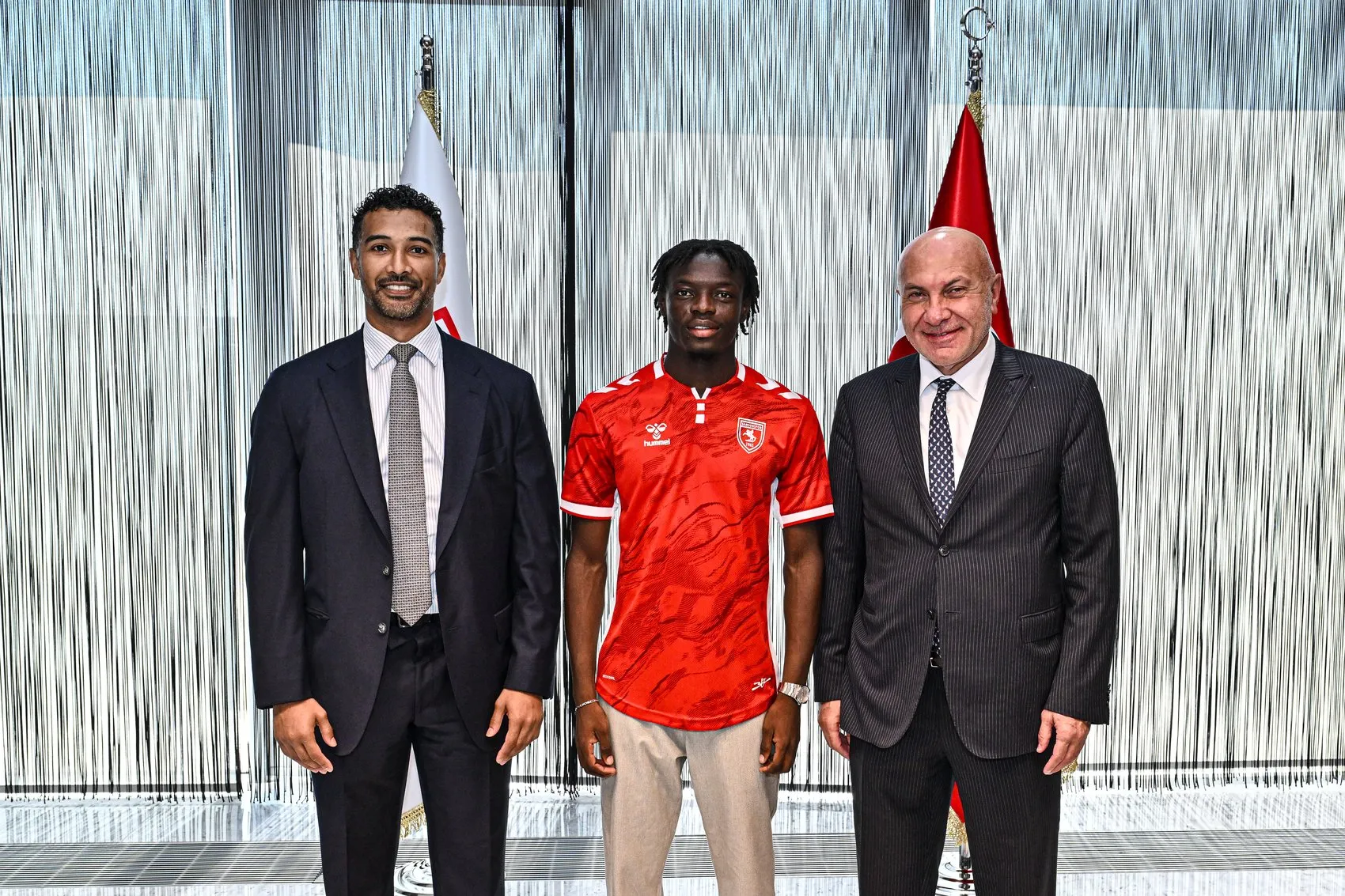 Samsunspor orta sahayı Fransız genç yetenekle güçlendirdi