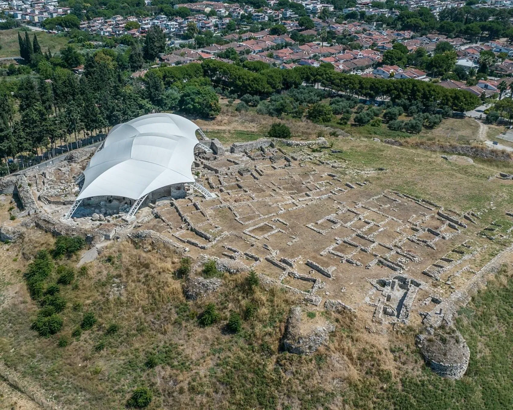 Kuşadası Kadıkalesi’nde 5 bin yıllık gizemli tarih gün yüzüne çıkarılıyor