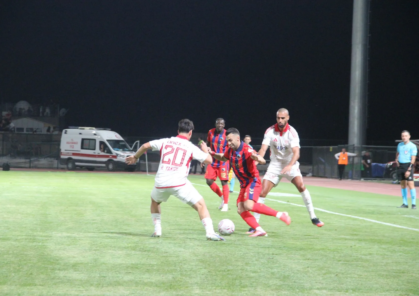 Mardin 1969 Spor taraftarından yoksun çıktığı maçta üç puanı kaptı