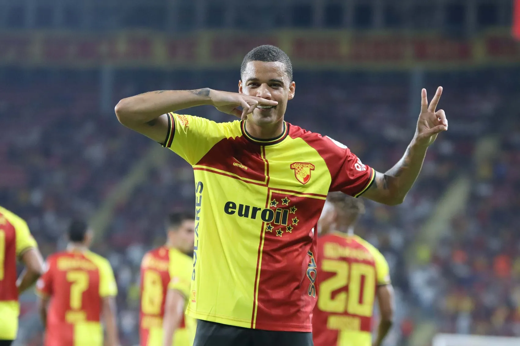 Göztepe Trabzonspor karşısında hata yapmadı