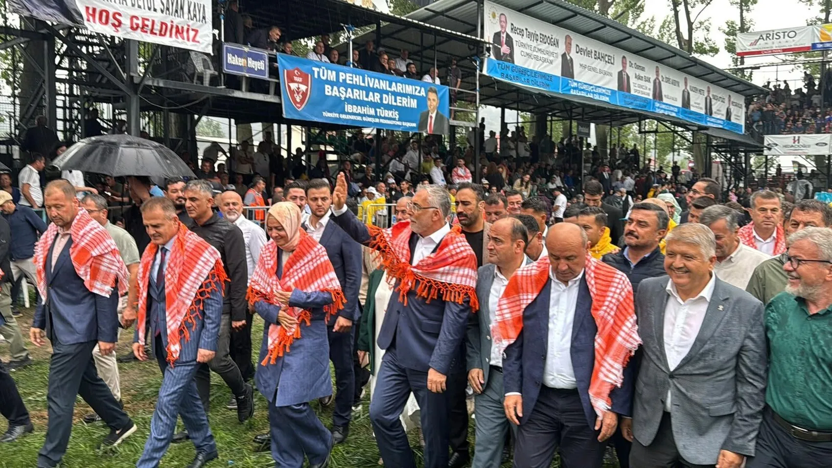 Seki Er Meydanı’nda bin pehlivan kol bağladı