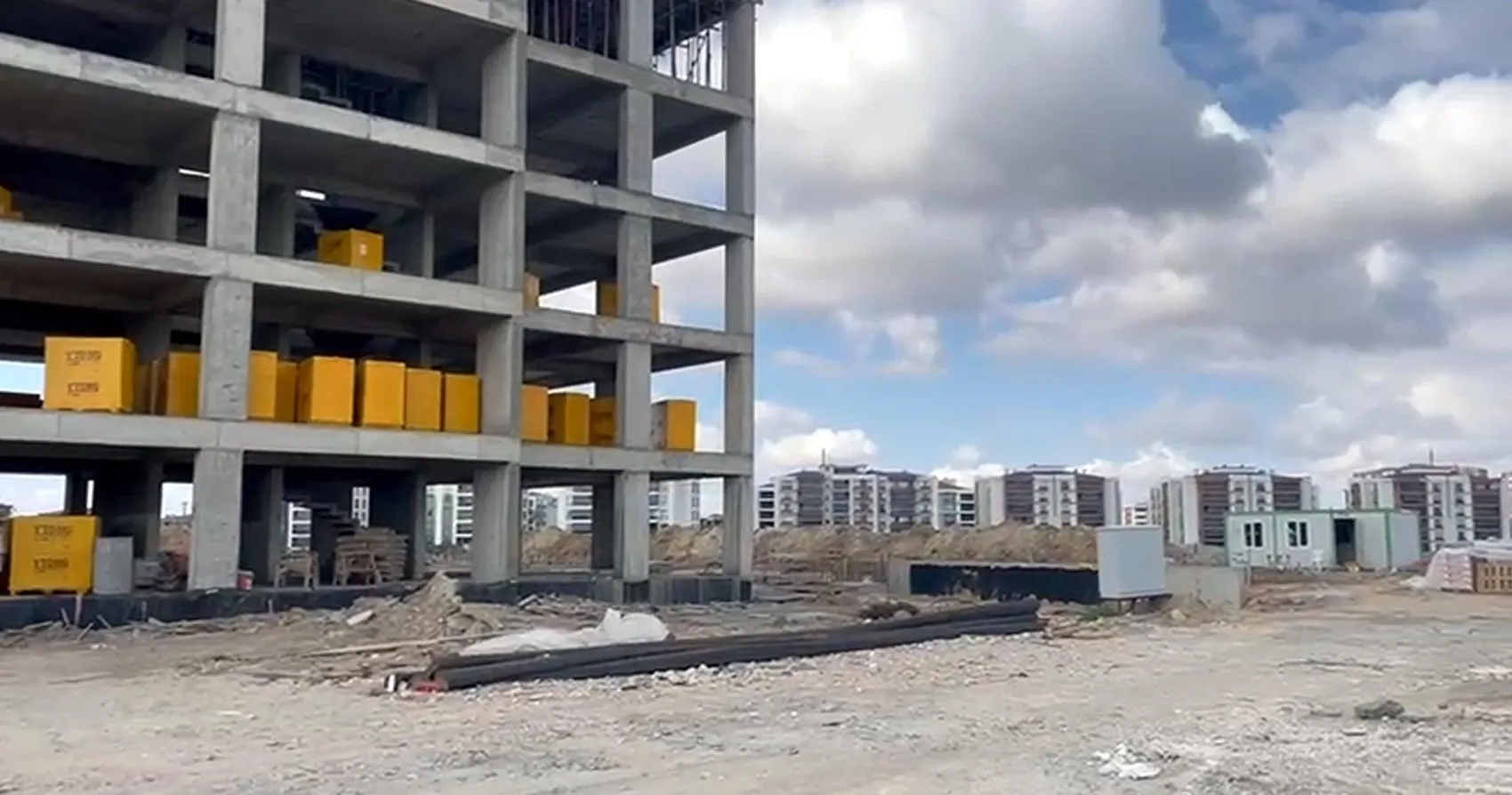Çerkezköy'de inşaat işçisi 6. kattan düşerek yaşamını yitirdi