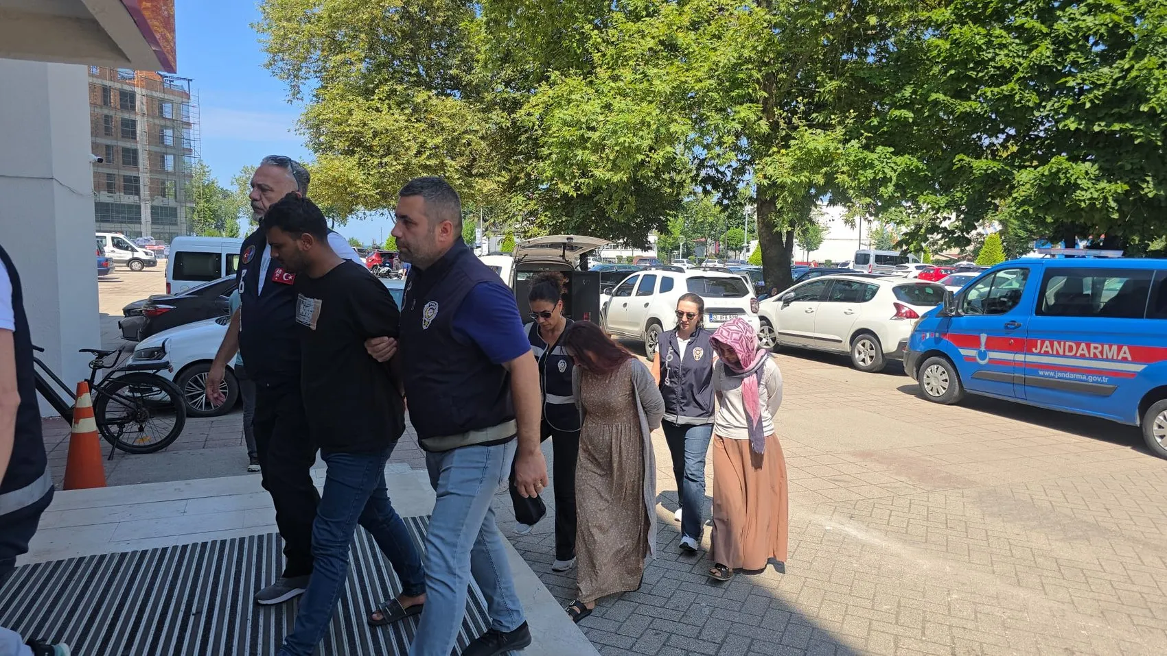 Fatsa'da altın hırsızlığı yapan şebeke Malatya'da yakayı ele verdi
