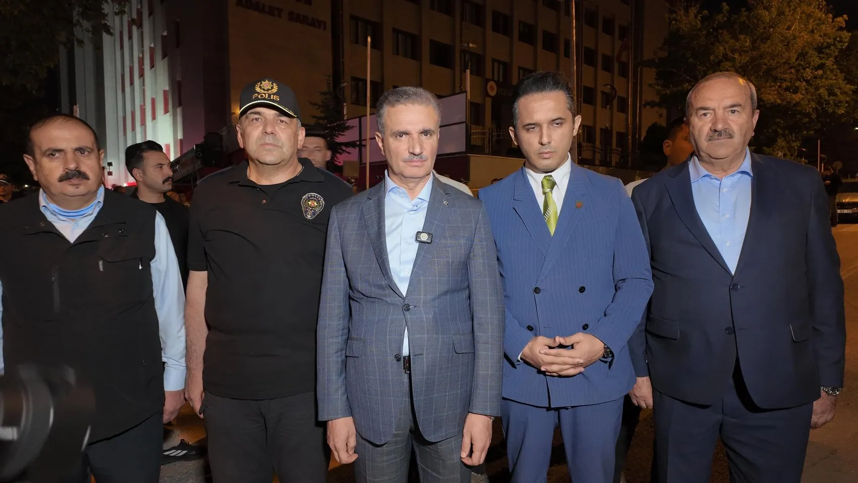 Erzurum Adliyesinde arşiv bölümünde yangın paniği yaşandı