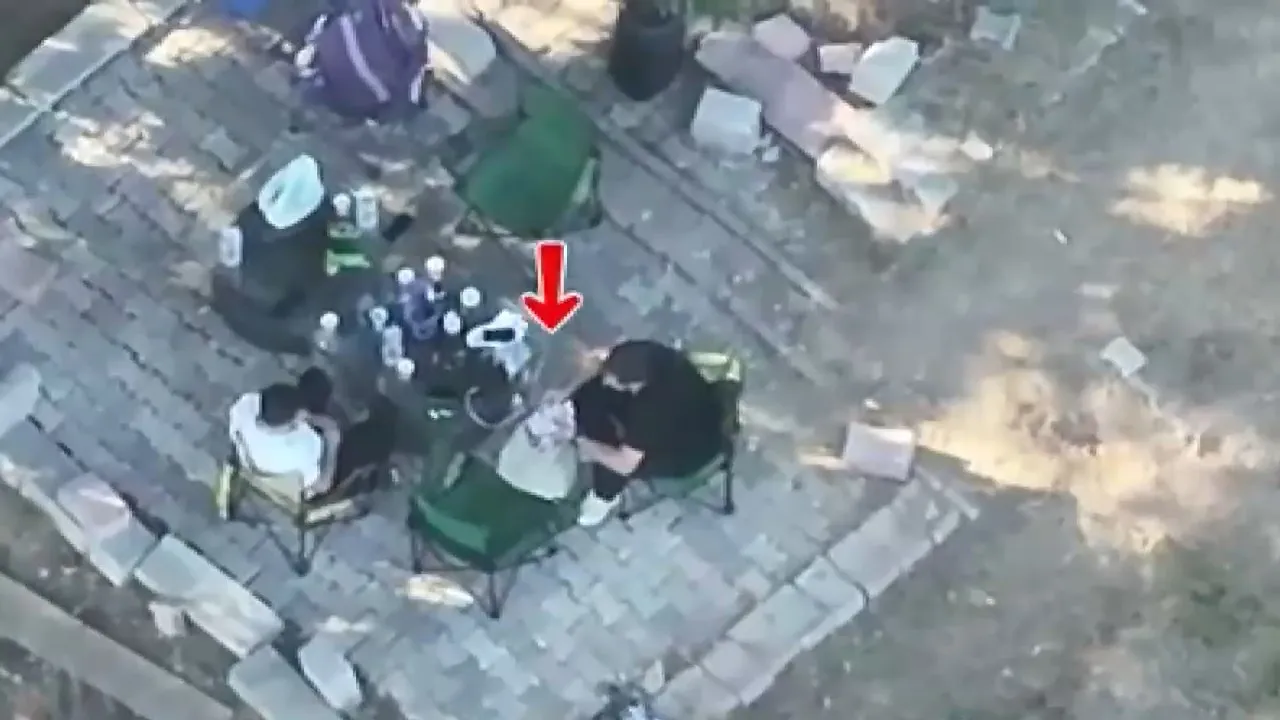 Uyuşturucu satıcılarına gökyüzünden takip 3 ilçede 5 gözaltı
