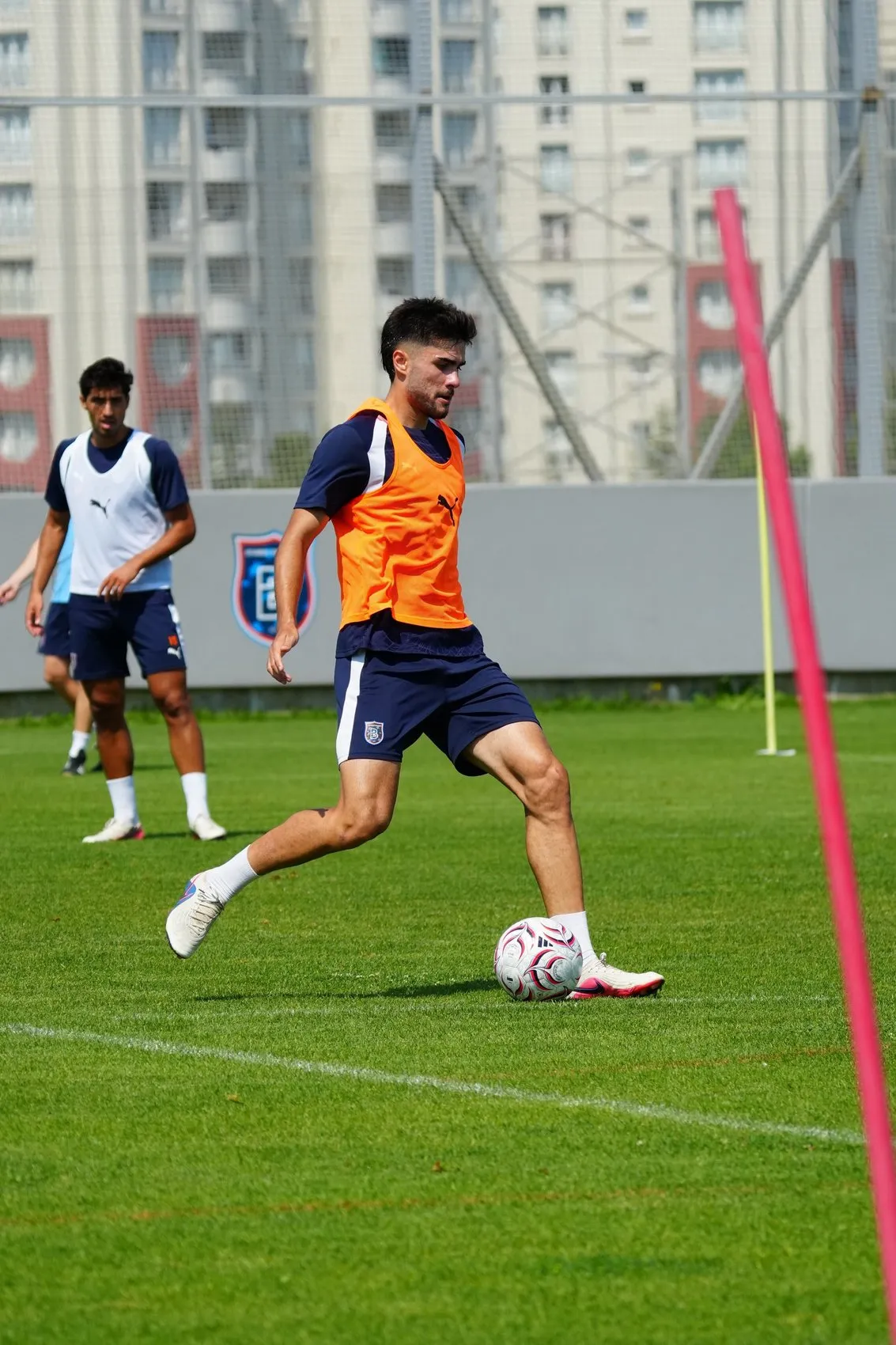 Başakşehir yeni sezonun ilk maçı için sahaya iniyor