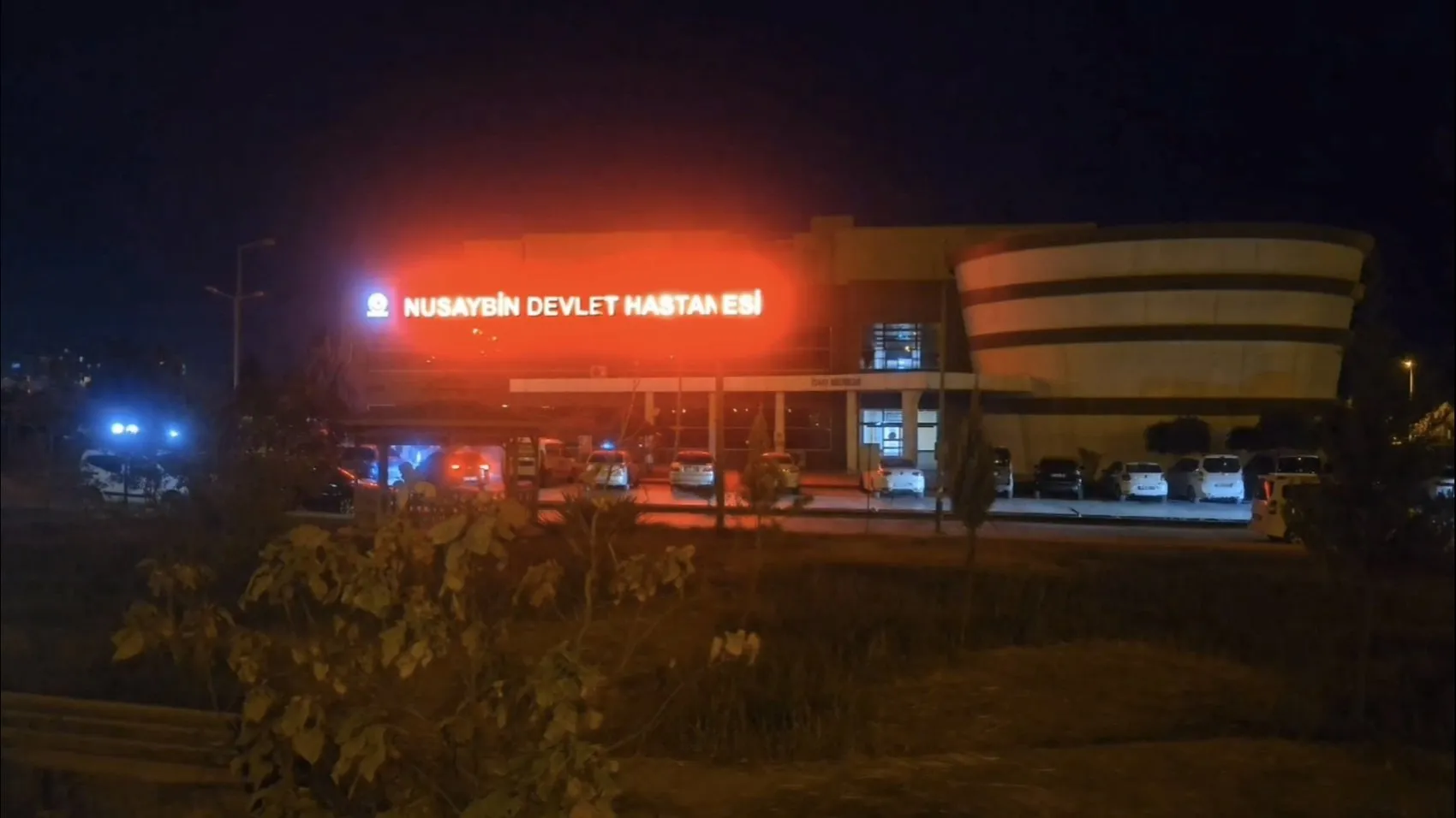 Parkta otururken başına isabet etti Nusaybin’de 53 yaşındaki kadın ağır yaralı