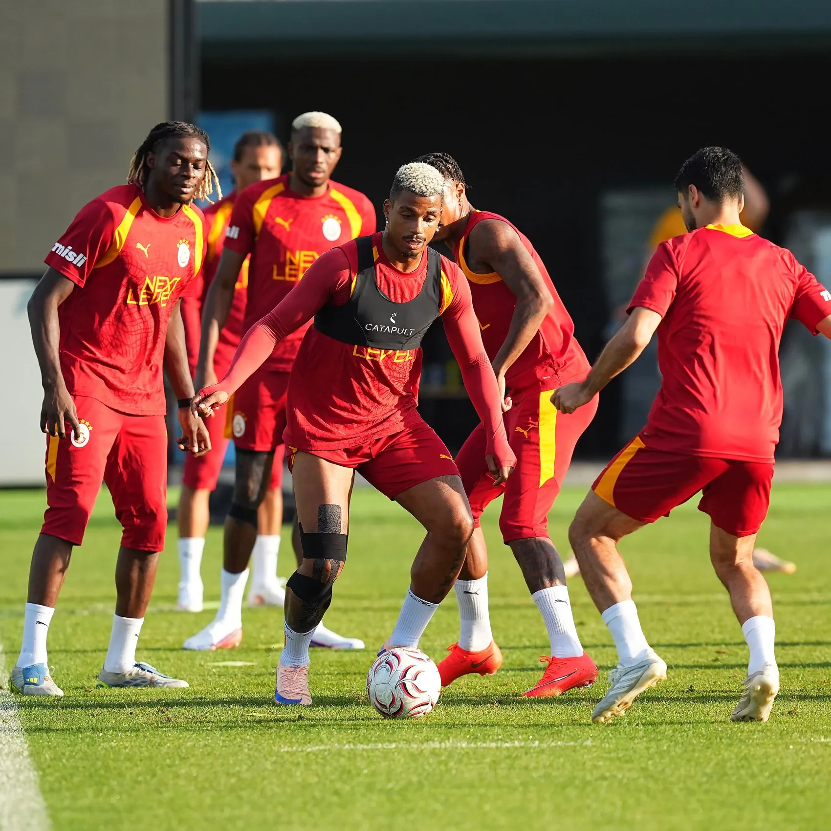 Galatasaray Rennes sınavına hazırlanıyor