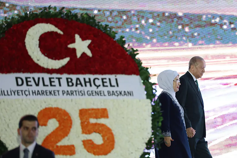 AK Parti 25 yaşında Erdoğan yeni dönemin mesajını verdi