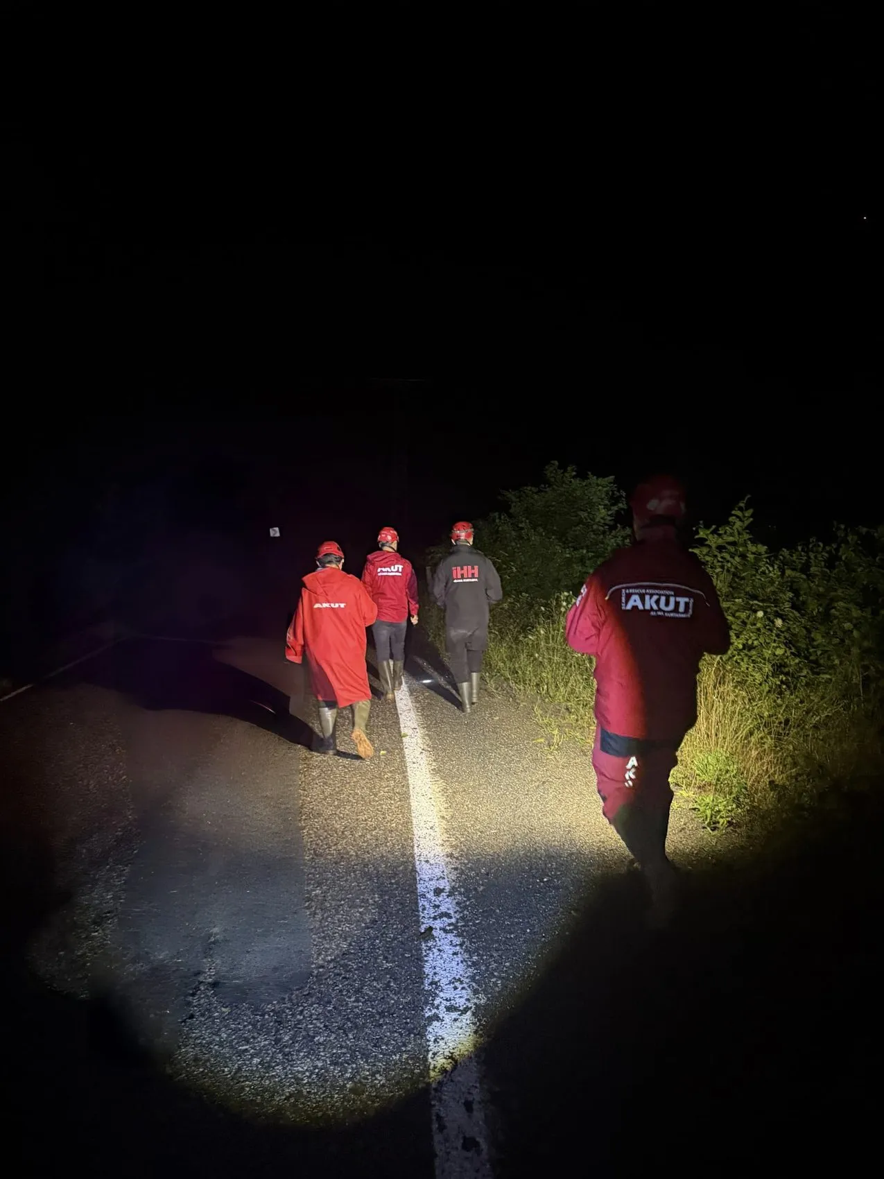 Giresun'da şiddetli yağış felakete dönüştü ve iki kişi sele kapıldı