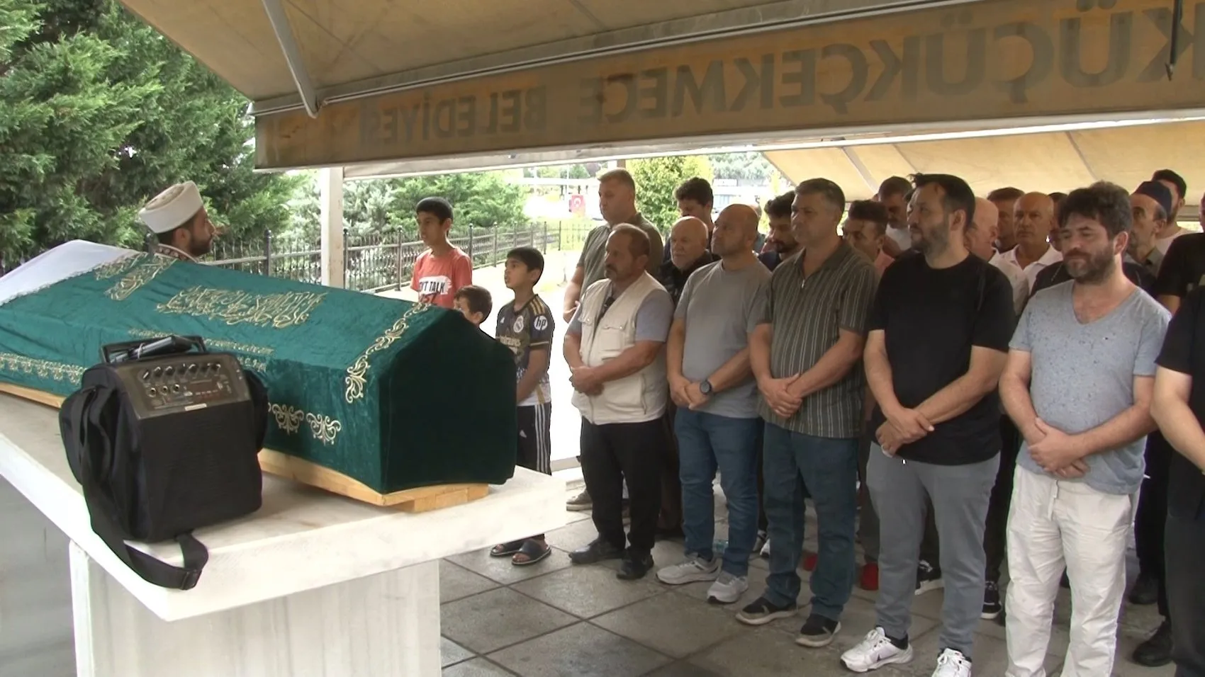 Zeytinburnu'nda feci kaza Hayatını kaybeden Mürvet Tolon son yolculuğuna uğurlandı
