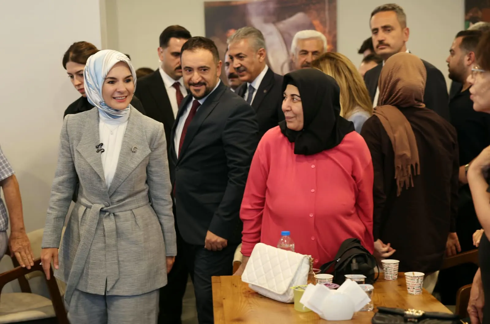 Mardin'de Bakan Göktaş'tan kadın ve aile merkezlerine tam destek