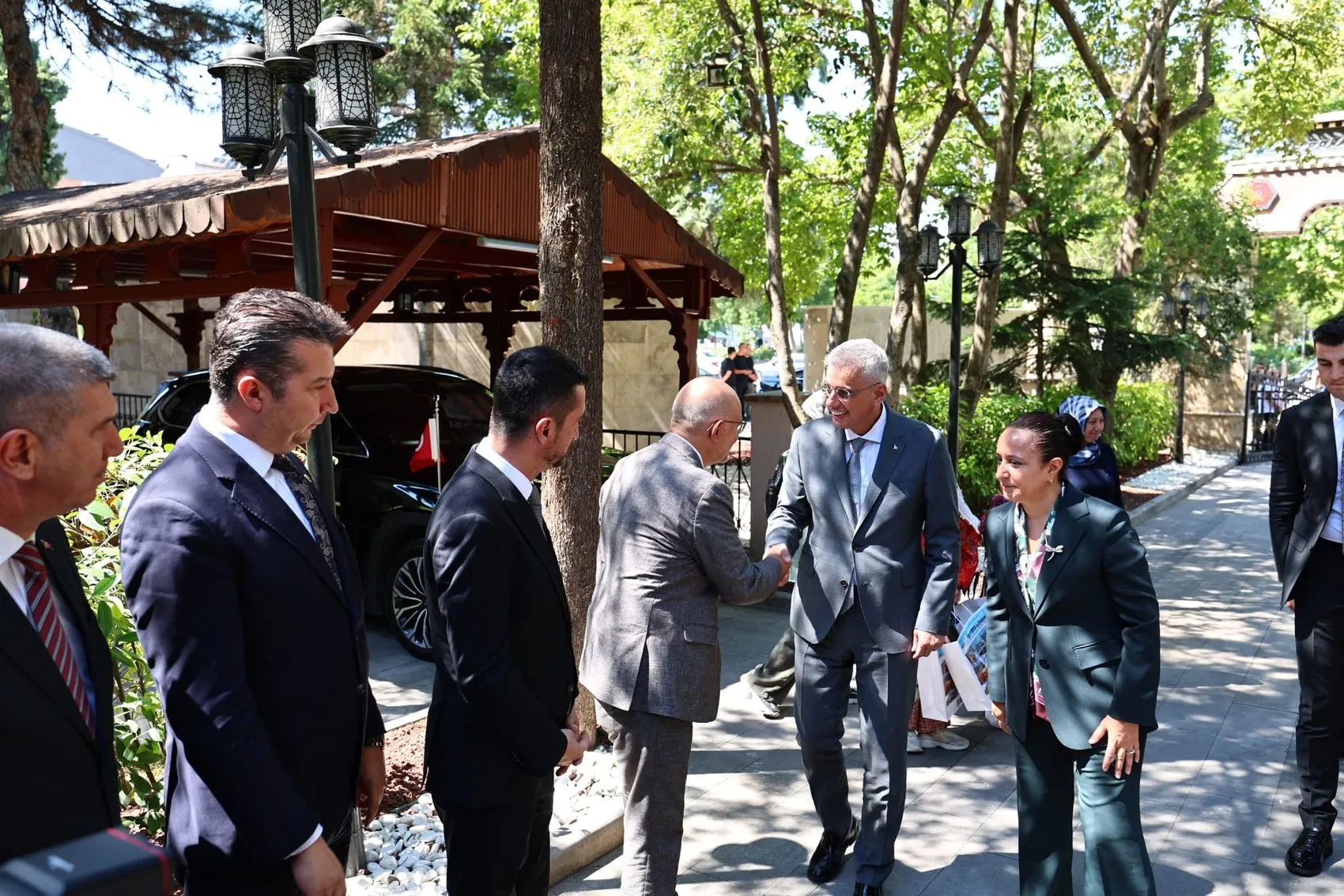 Sağlık çalışanlarına hastanelerde 24 saat kreş dönemi başlıyor