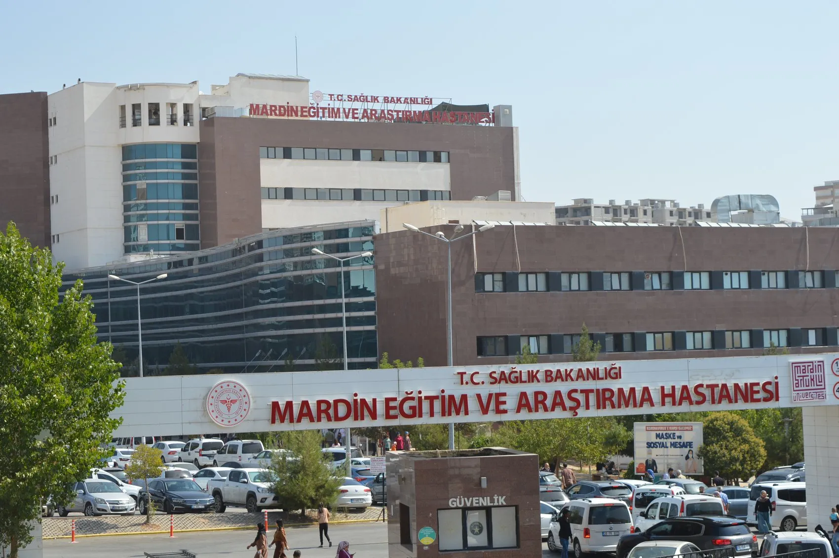 Mardin'de sıcak otomobilde uyuyan 4 yaşındaki çocuk hayatını kaybetti