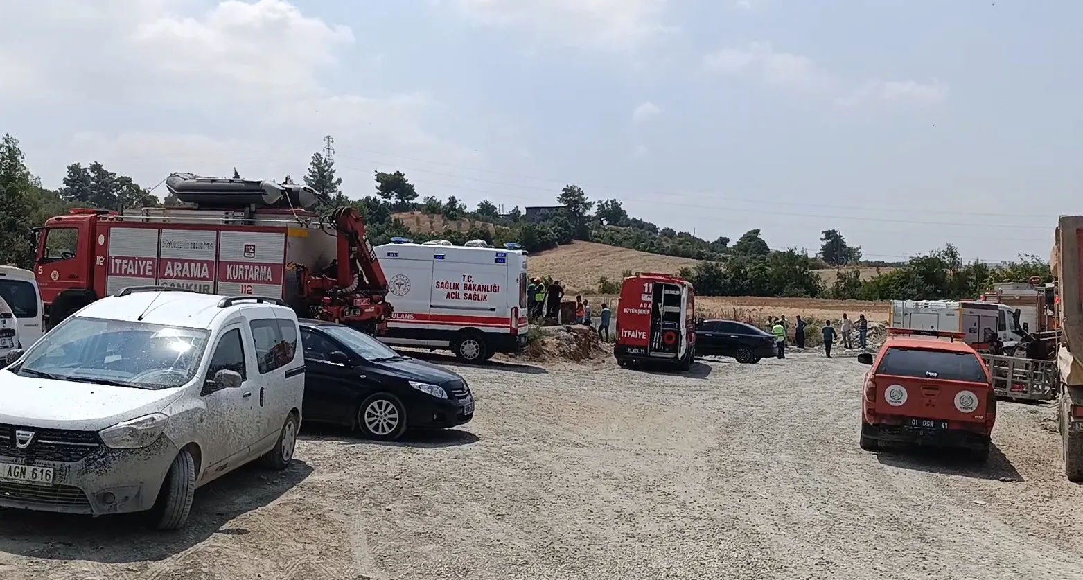Adana'da su hattı kazısında toprak kaydı Bir işçi hayatını kaybetti