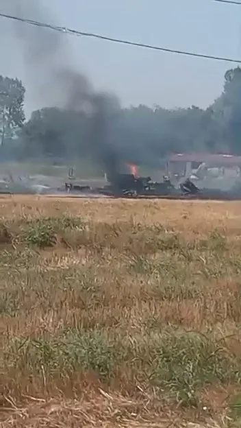 Yalova semalarında eğitim uçuşu yapan F16 düştü