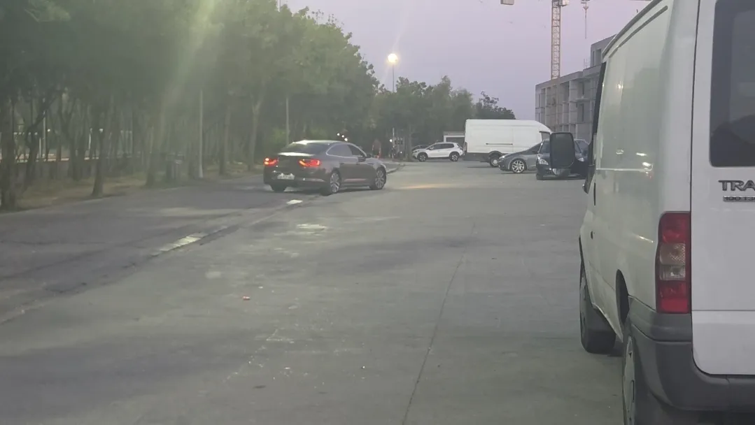 Gece yarısı laf atma kavgası ölümle bitti, bir şüpheli hâlâ aranıyor