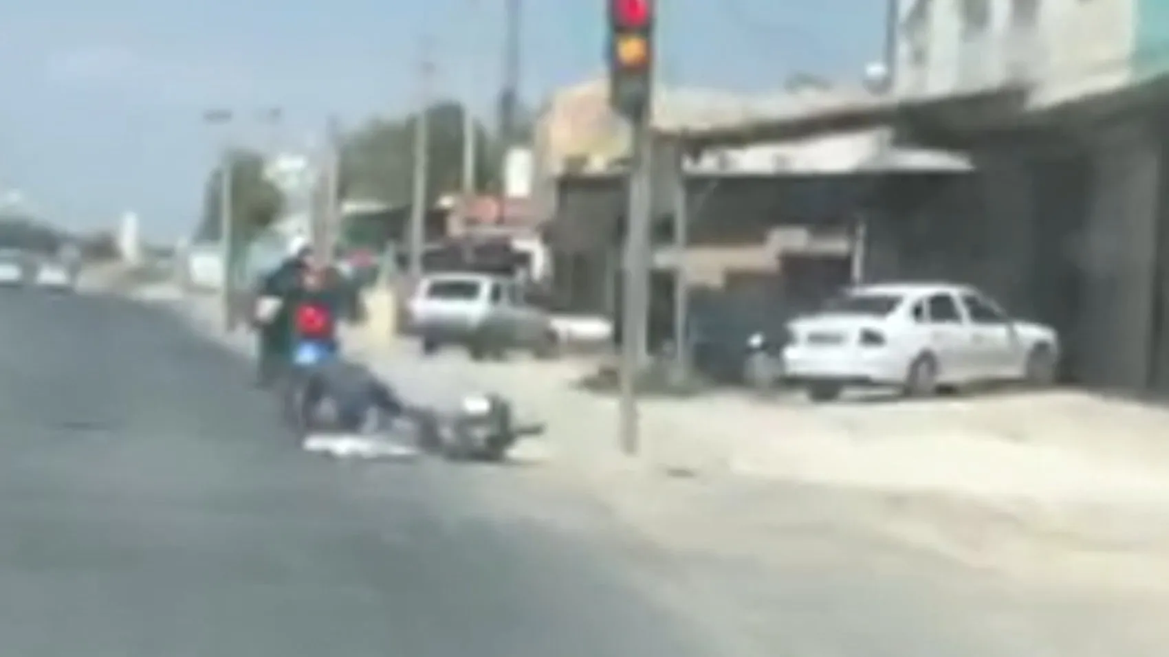 Akçakale’de plakasız motosikletin şase numarası da kazınmış çıktı Kaçış 242 bin 500 TL’ye mal oldu