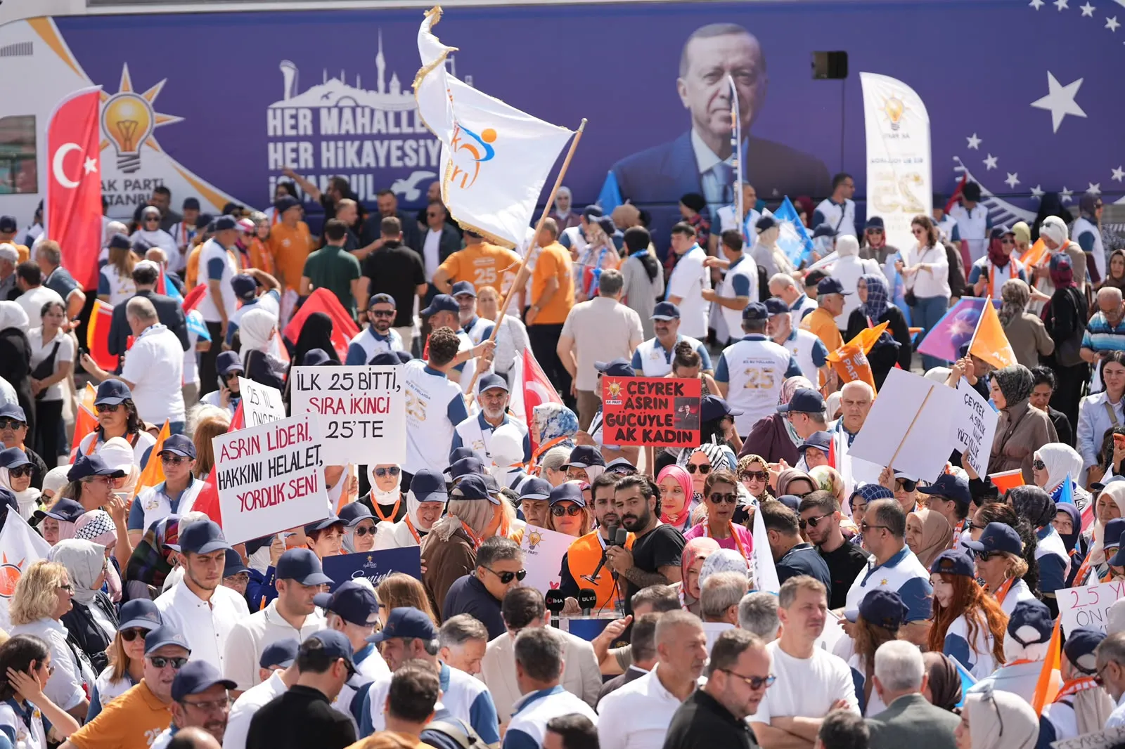 AK Parti’nin çeyrek asır kutlaması için Ankara yolunda büyük hareketlilik