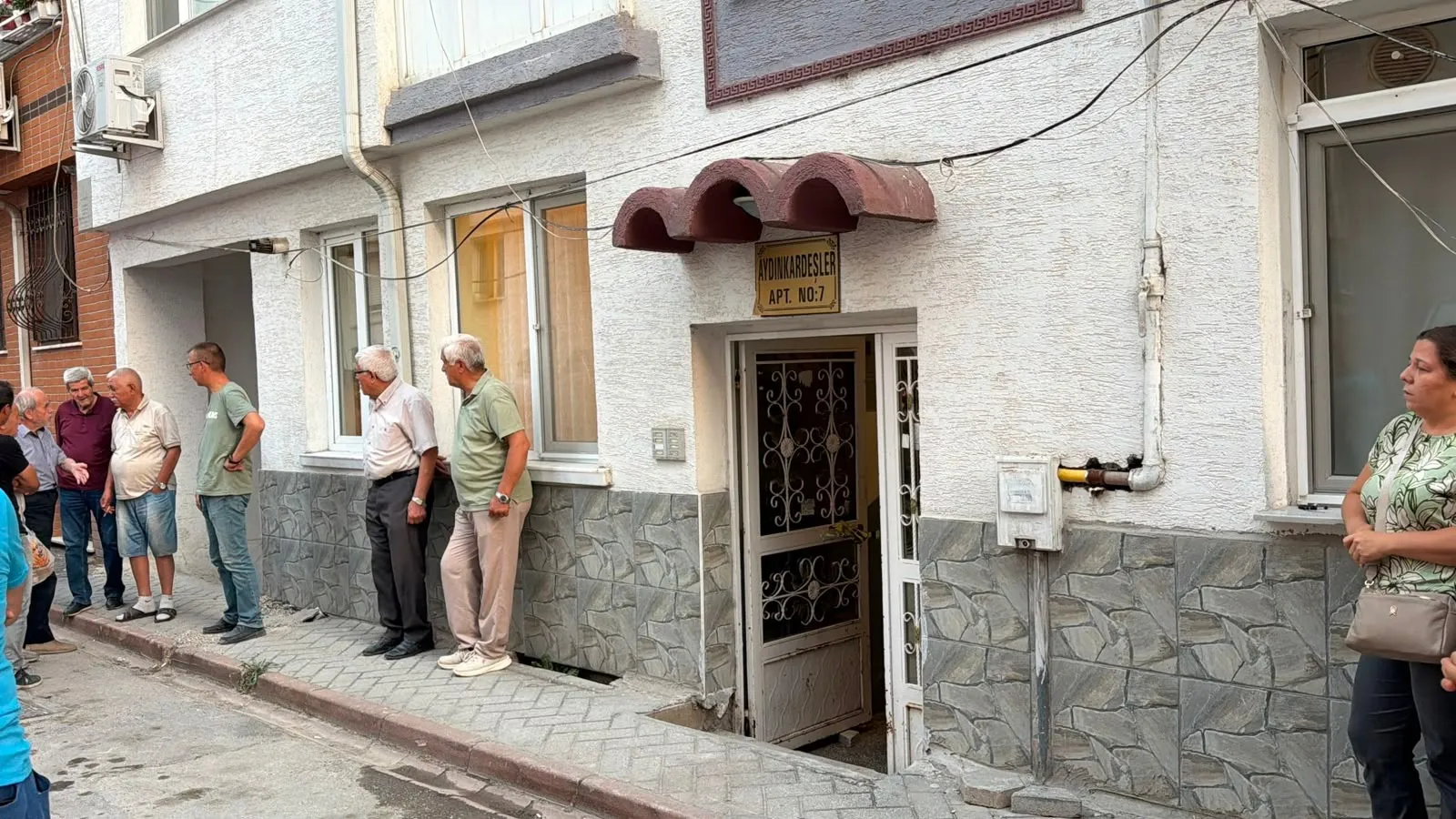 Eskişehir’de parkta alkol alan yaşlı adam evine dönemedi