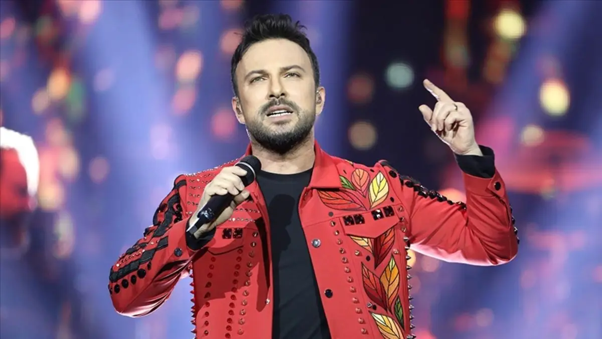 Tarkan ı tatilde izlemenin bedeli dudak uçuklattı! Bir araba parası 1