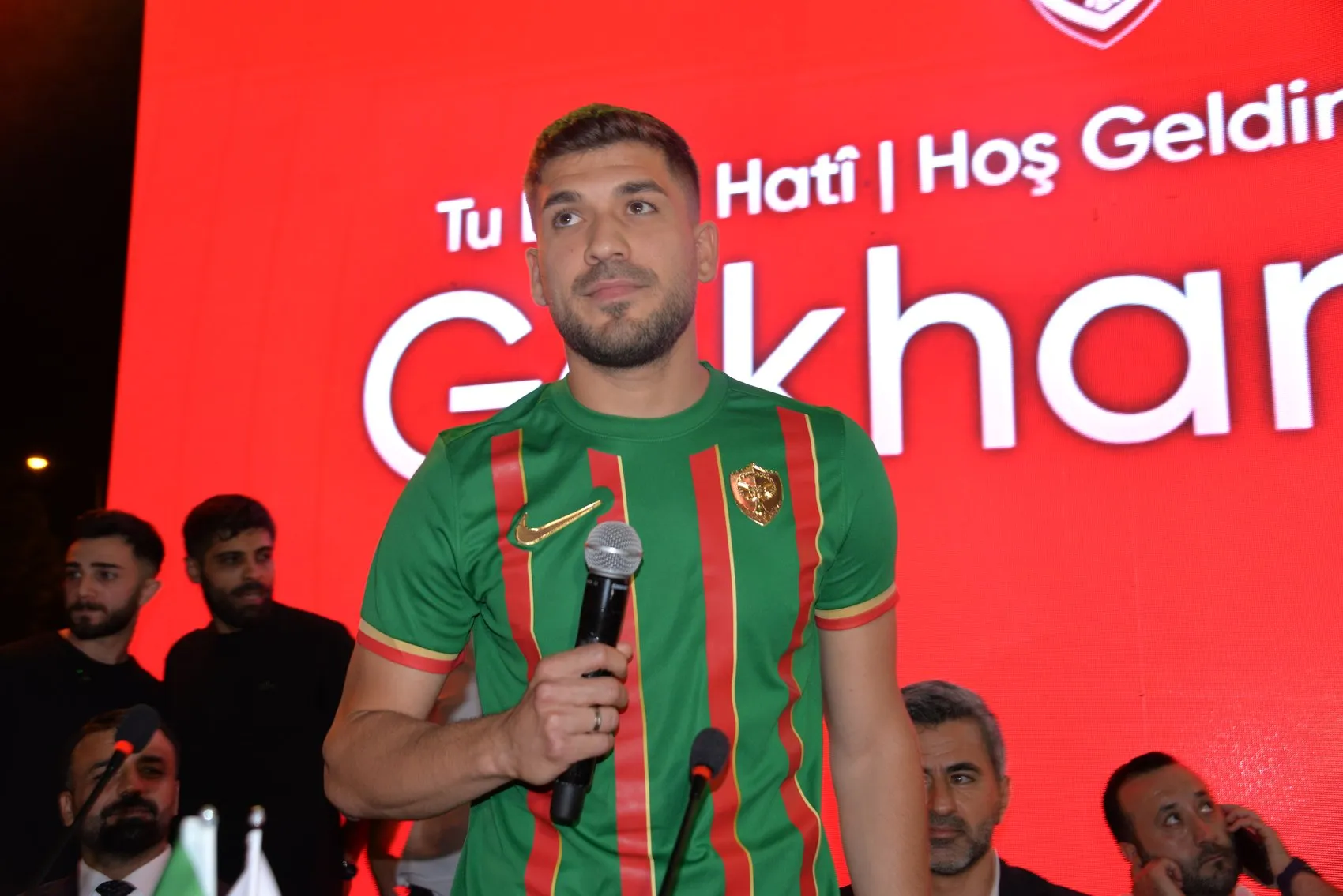 Amedspor Süper Lig için kadrosunu taraftarıyla buluşturdu