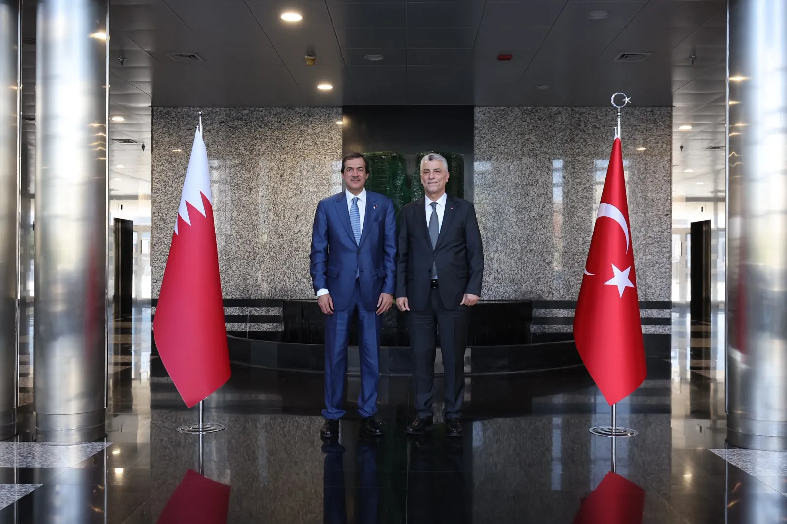 Katar ile ticaret hedefi 5 milyar dolar, Bakan Bolat masada