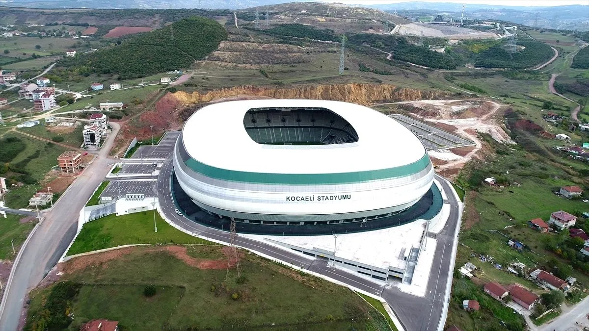Kocaelispor maçında 1800 güvenlikçi sahada olacak