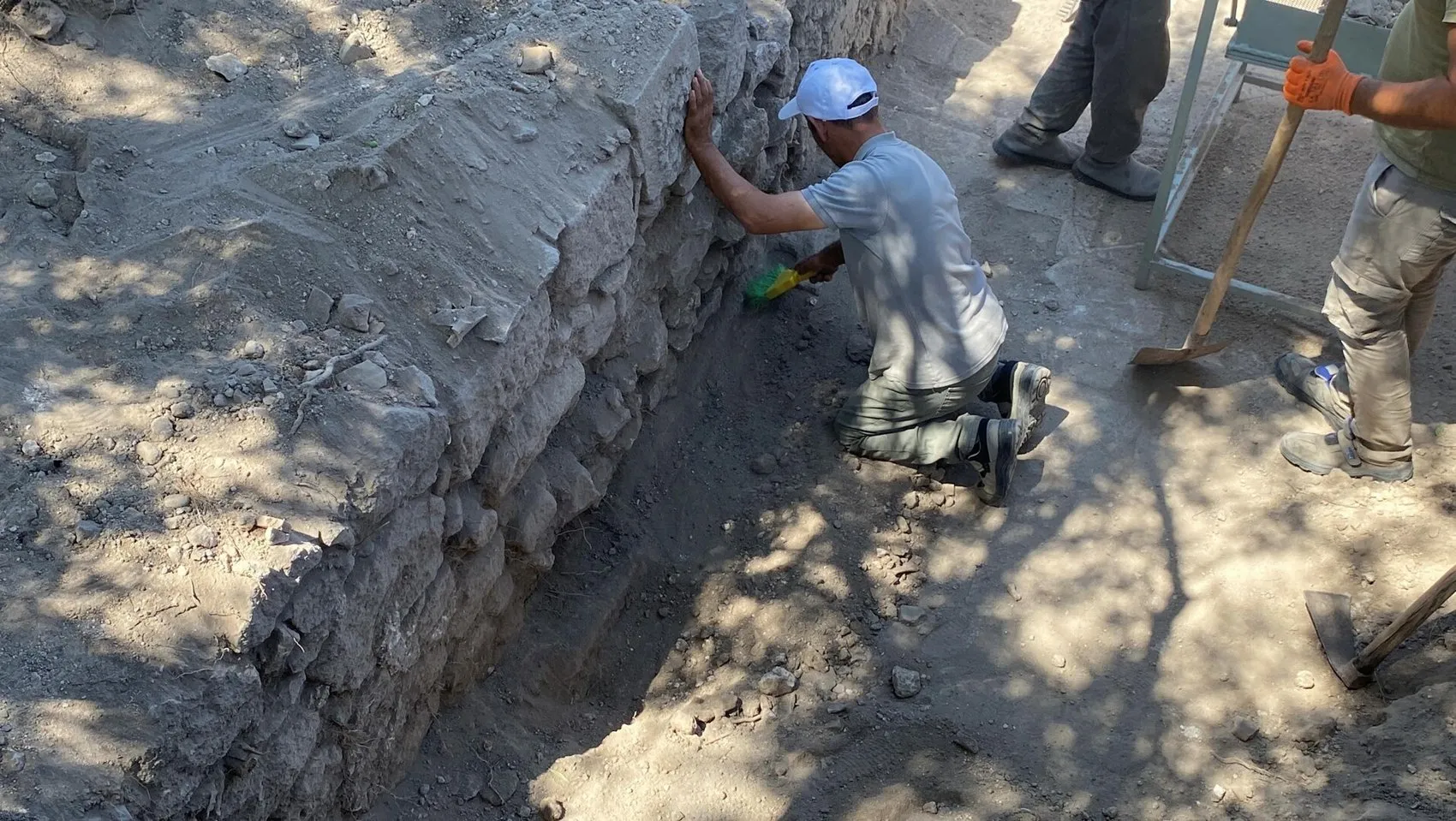 Çanakkale’de Roma dönemine ait devasa hamam gün yüzüne çıkıyor