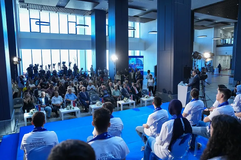 YKS şampiyonları tercihlerini Medipol’den yana kullandı