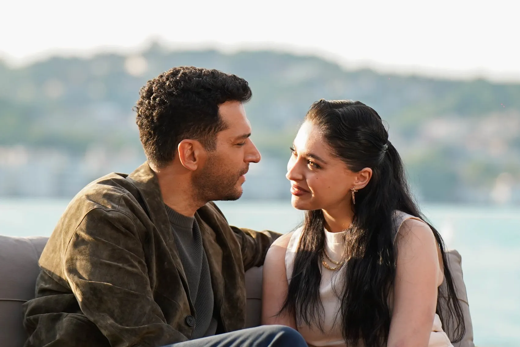 Güller ve Günahlar 12 Eylül'de Kanal D'de
