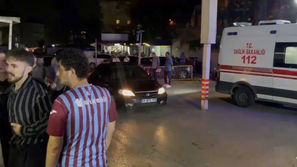 Sünnet düğününde kabus dolu anlar: Yüzlerce kişi zehirlenme şüphesiyle hastaneye akın etti