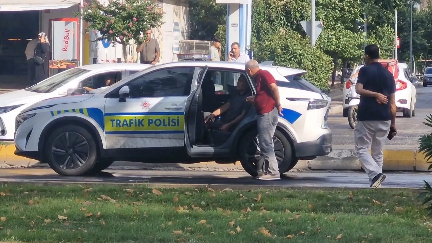 Diclekent Bulvarı'nda akşam saatlerinde acı olay: Yolun karşısına geçmek isteyen yaya kurtarılamadı