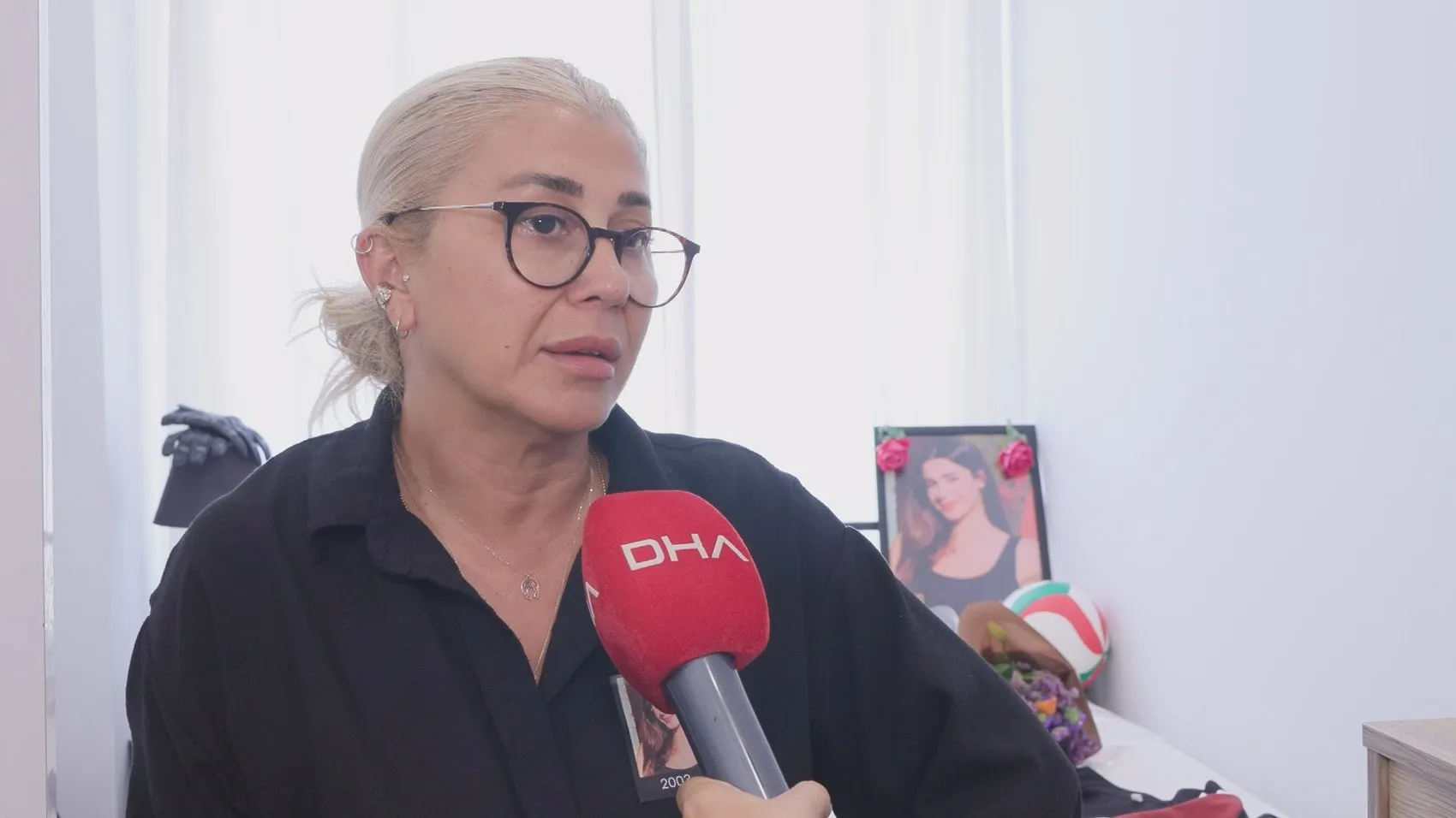 Genç Psikolog Ceyda Yakova Motosiklet Kazasında Hayatını Kaybetti